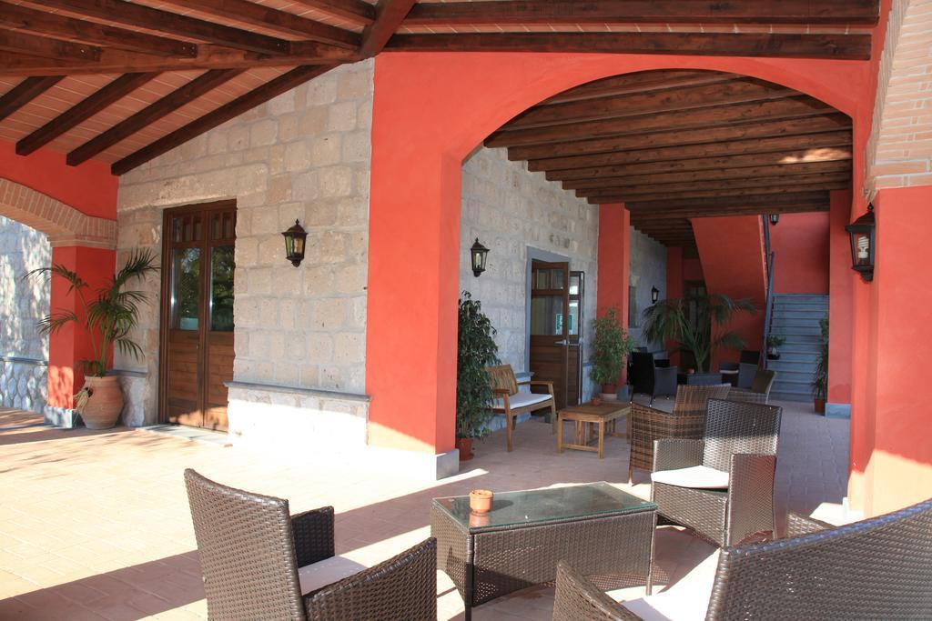 Agrituirsmo Masseria Campierti Falciano del Massico Eksteriør billede