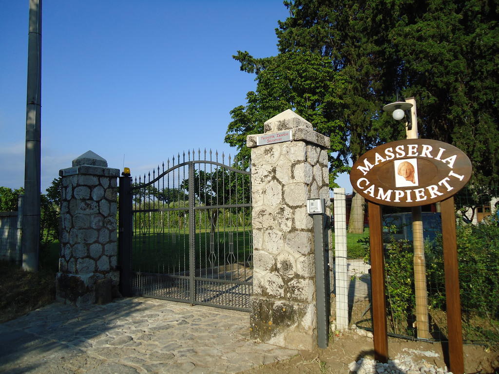 Agrituirsmo Masseria Campierti Falciano del Massico Eksteriør billede